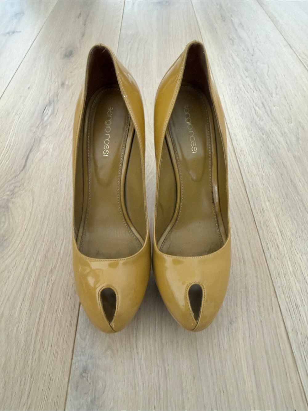 Sergio Rossi Cachet Peep Toe Platform Mustard Yellow Pumps Size 38
